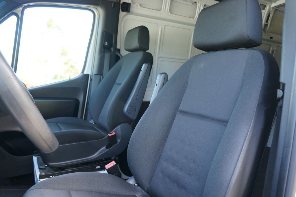 2020 Mercedes-Benz Sprinter Image 26