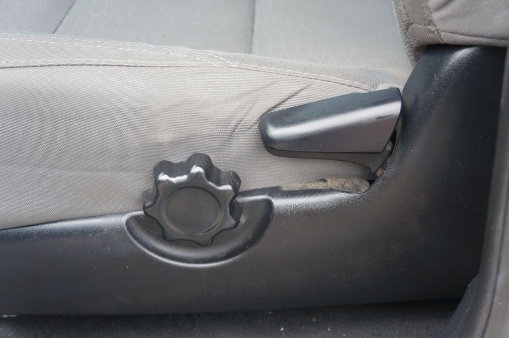 2017 Toyota Tacoma Image 26