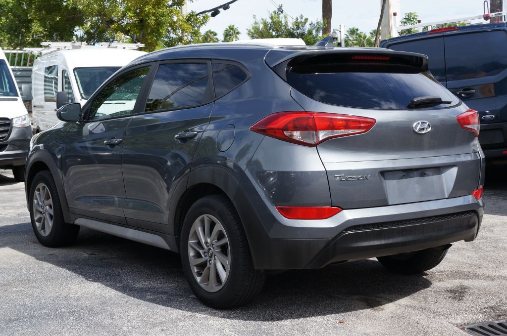 2018 Hyundai Tucson Image 2