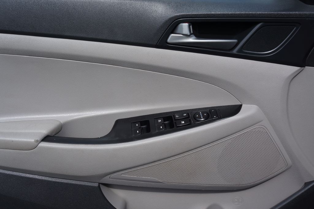 2018 Hyundai Tucson Image 3