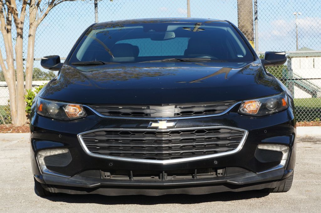 2016 Chevrolet Malibu Image 3
