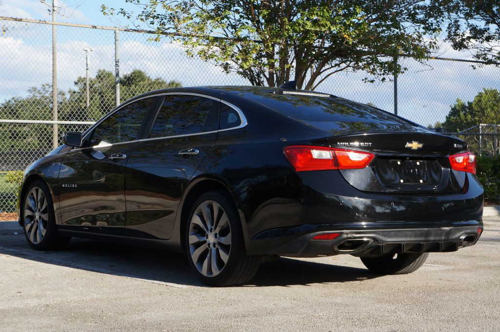 2016 Chevrolet Malibu Image 8