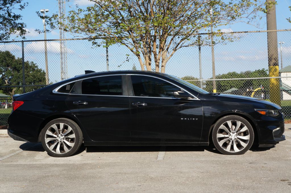 2016 Chevrolet Malibu Image 12