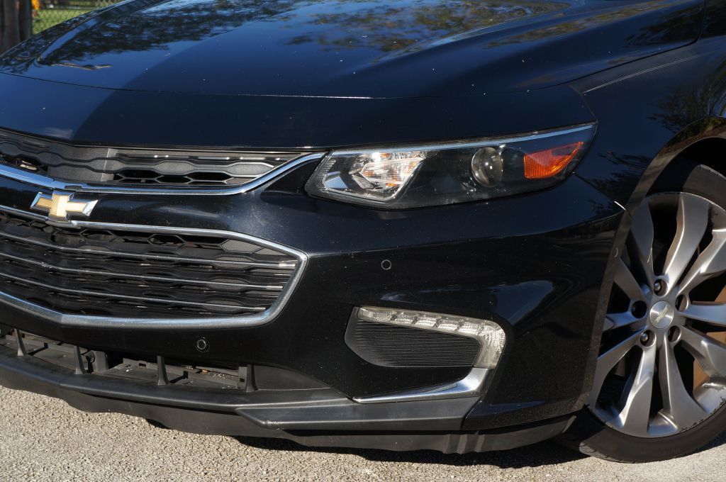 2016 Chevrolet Malibu Image 13