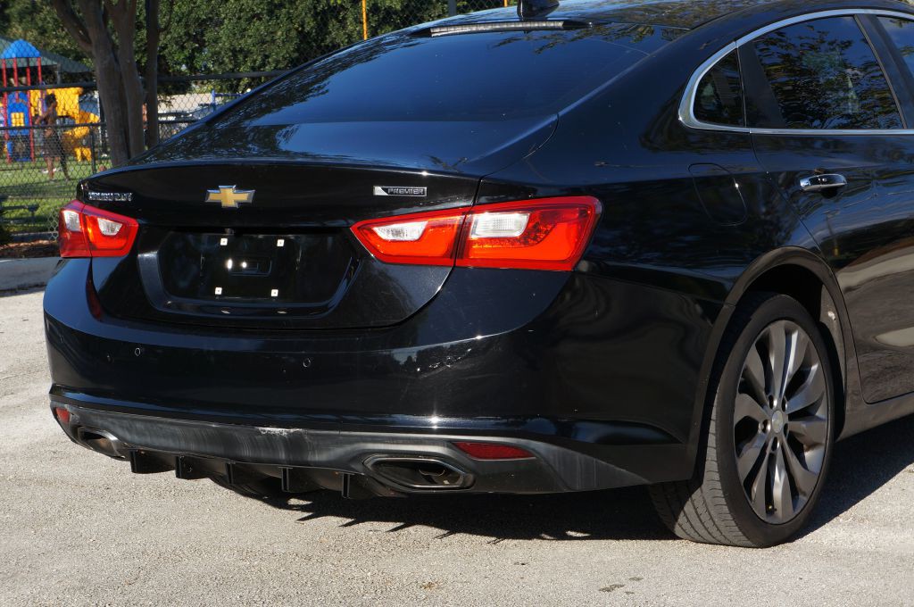 2016 Chevrolet Malibu Image 14