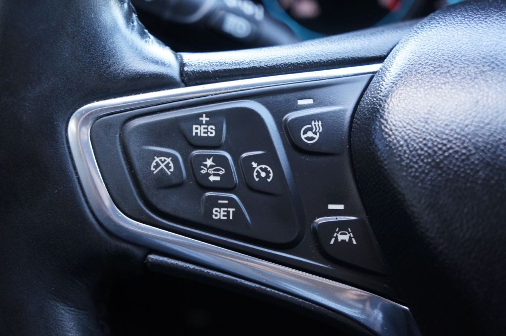 2016 Chevrolet Malibu Image 32