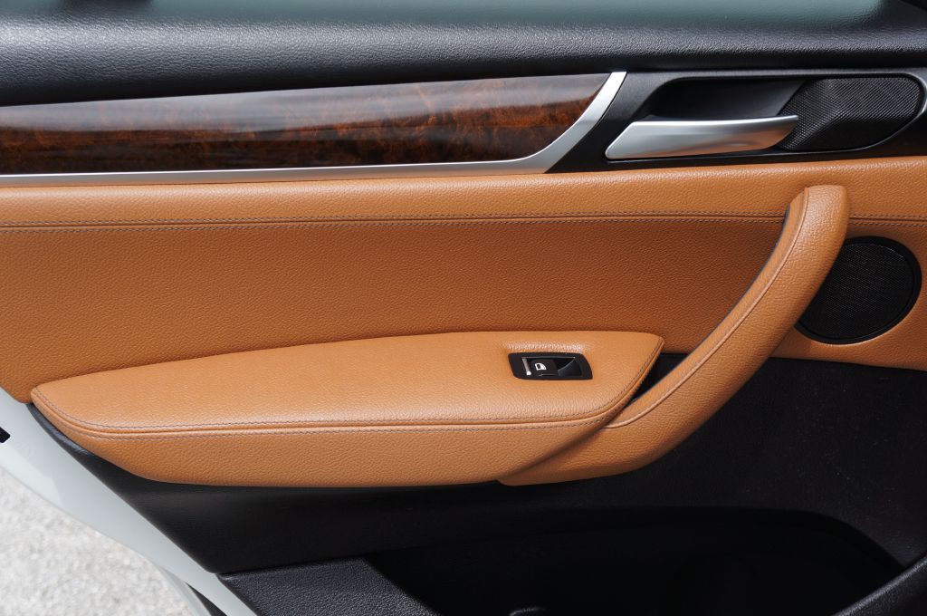 2017 BMW X3 Image 25