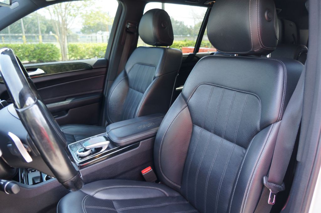 2017 Mercedes-Benz GLS-Class Image 25