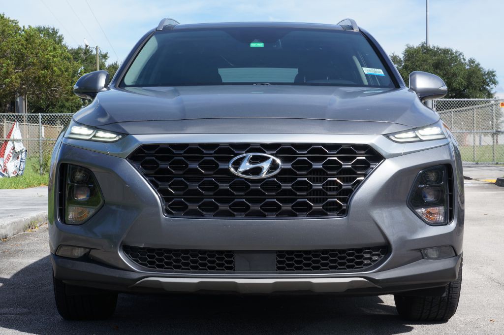 2019 Hyundai Santa Fe Image 3