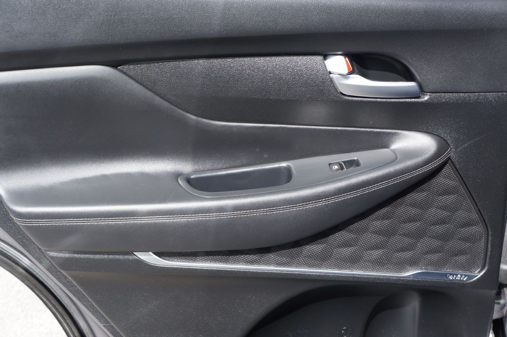 2019 Hyundai Santa Fe Image 24