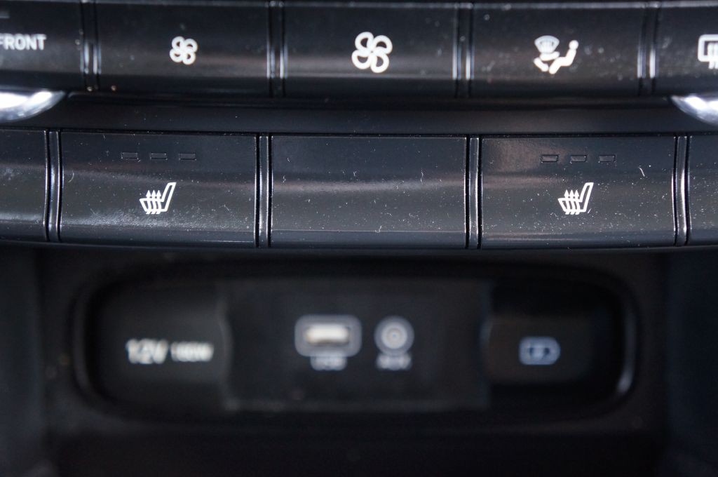 2019 Hyundai Santa Fe Image 36
