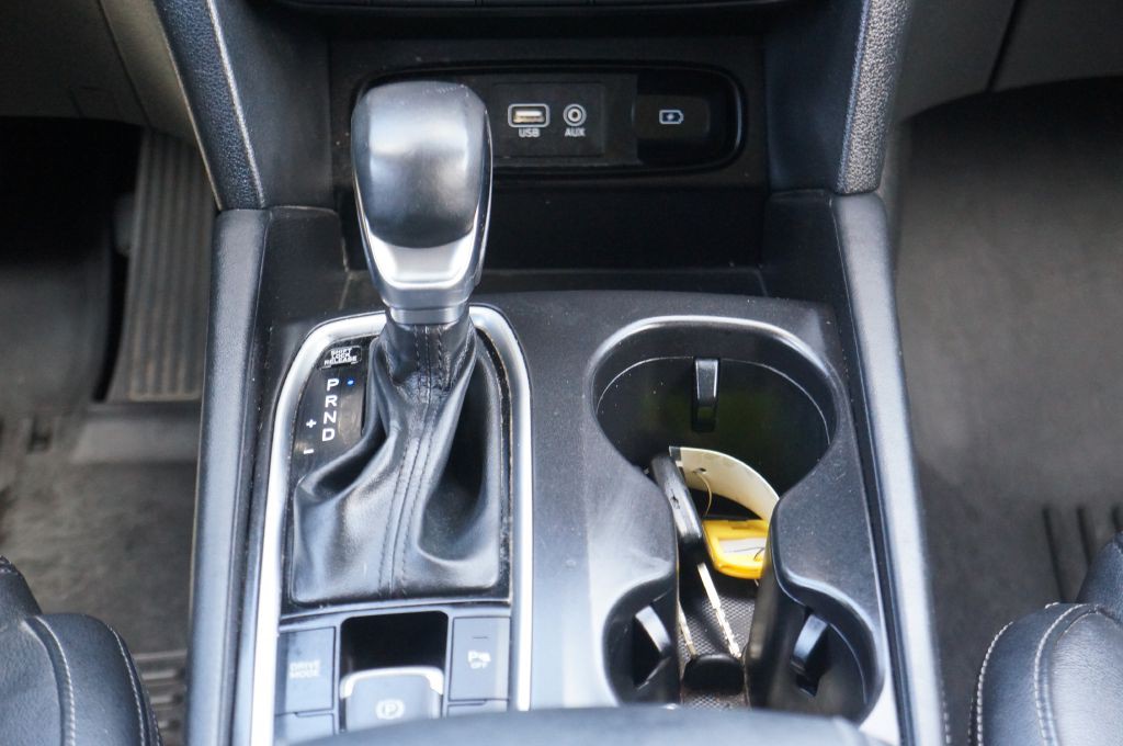 2019 Hyundai Santa Fe Image 38