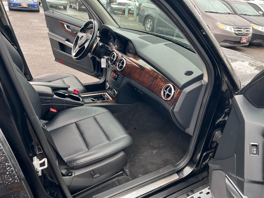 2013 Mercedes-Benz GLK-Class Image 18