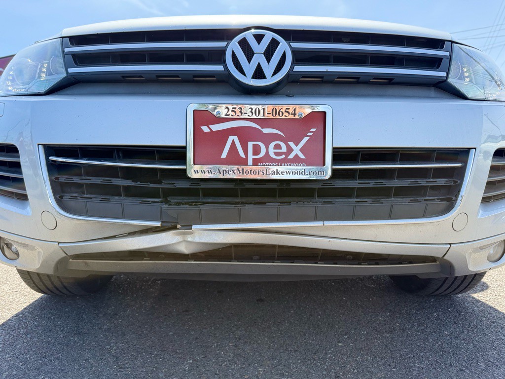 2014 Volkswagen Touareg Image 22