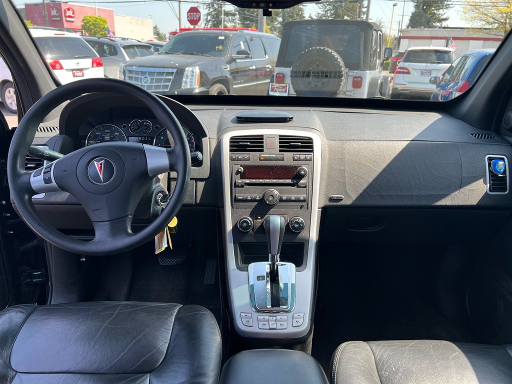 2008 Pontiac Torrent Image 12