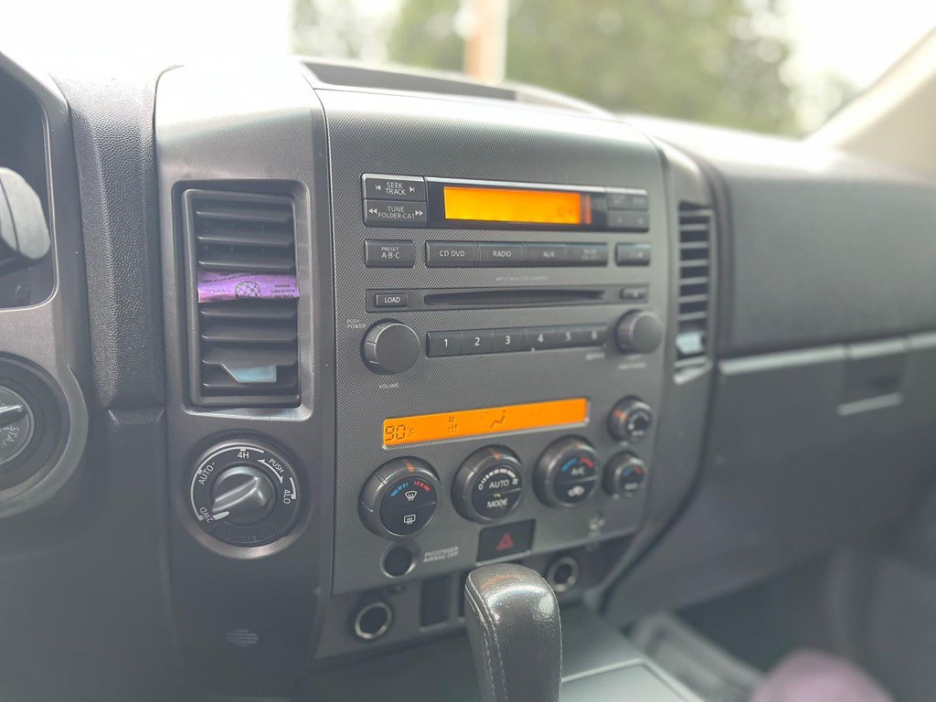 2007 Nissan Armada Image 10
