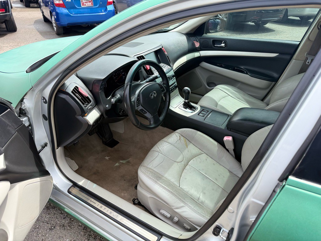 2007 INFINITI G35 Image 10