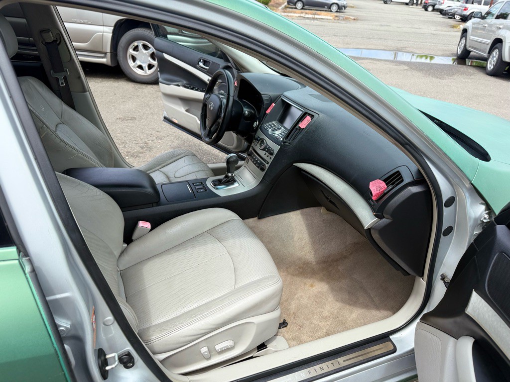 2007 INFINITI G35 Image 17