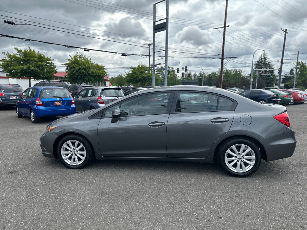 2012 Honda Civic Image 8