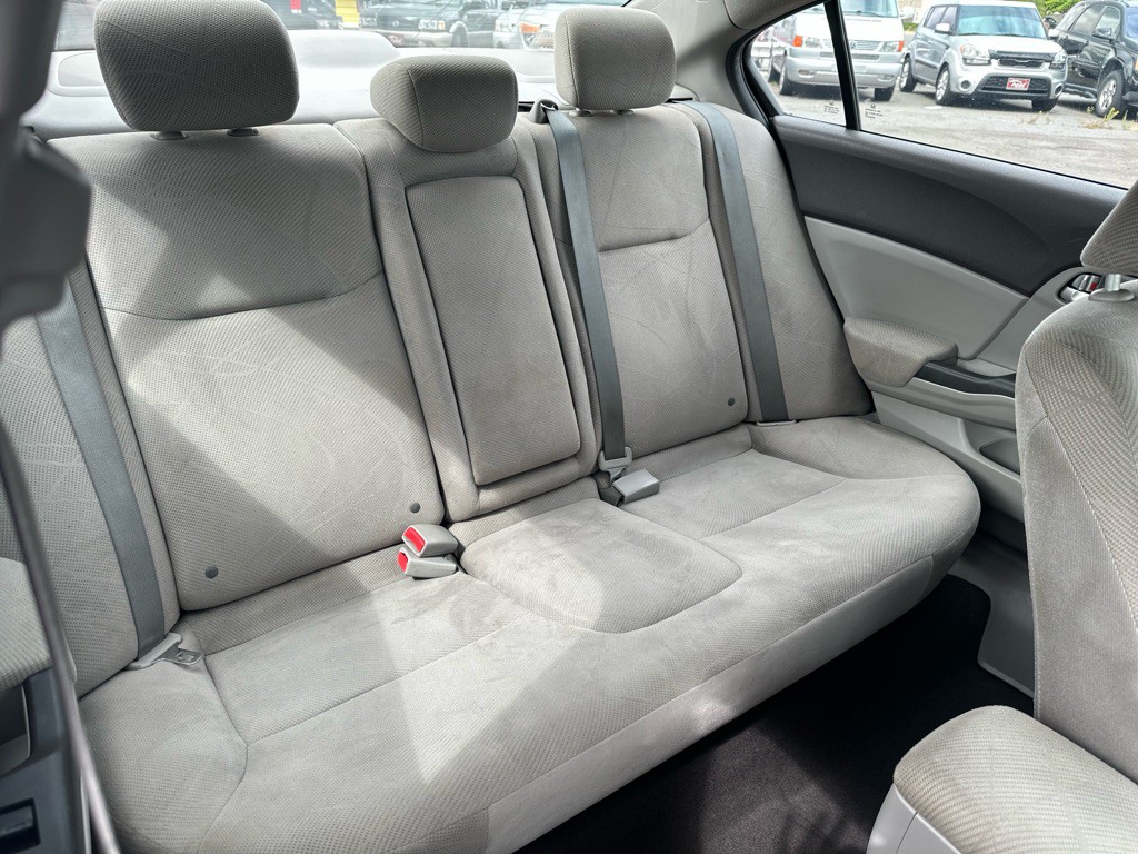 2012 Honda Civic Image 12
