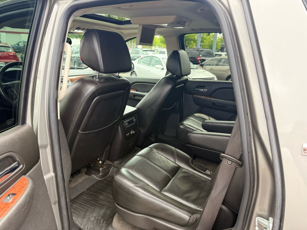 2007 Chevrolet Tahoe Image 16