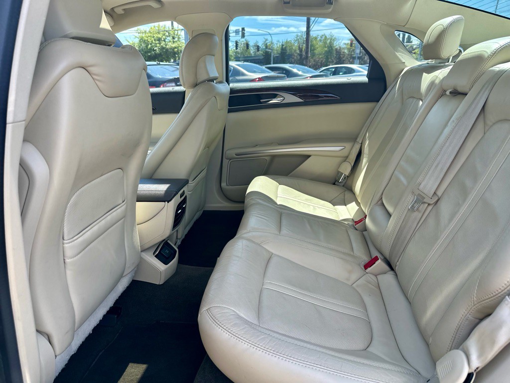 2014 Lincoln MKZ Image 14