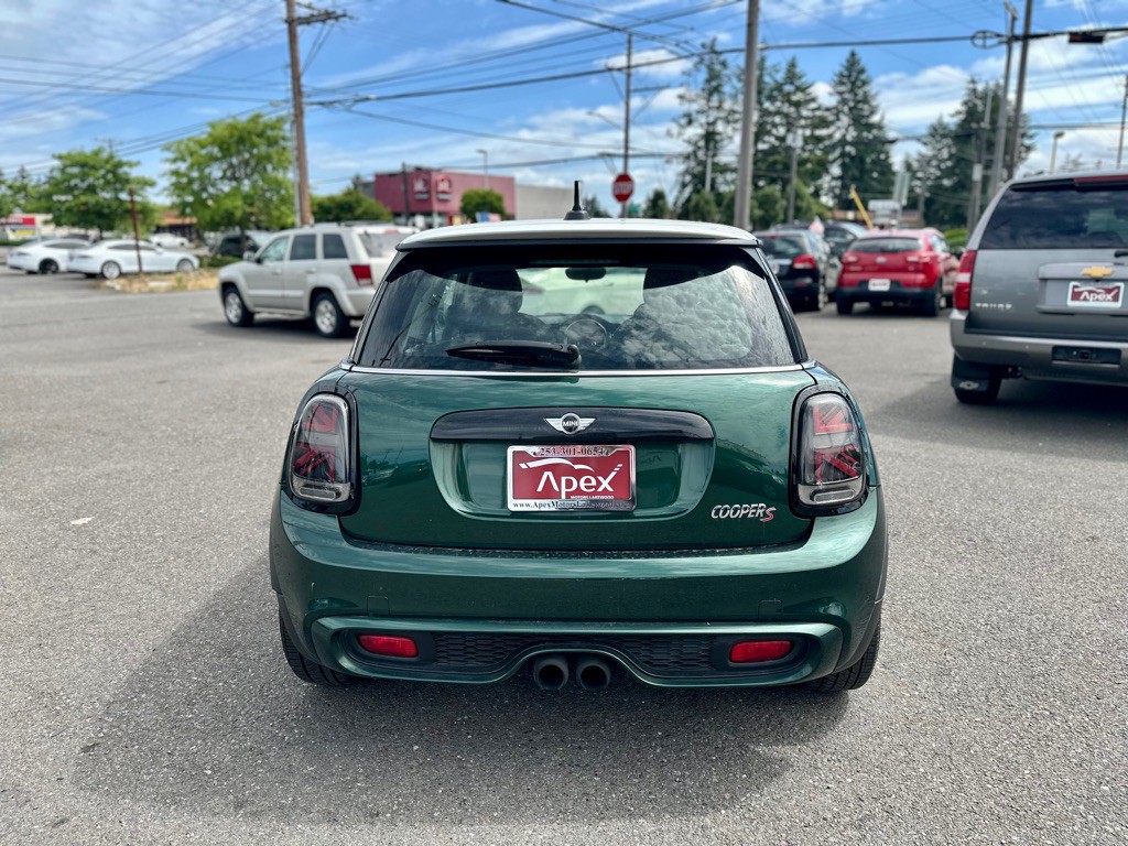 2015 MINI Cooper Image 6