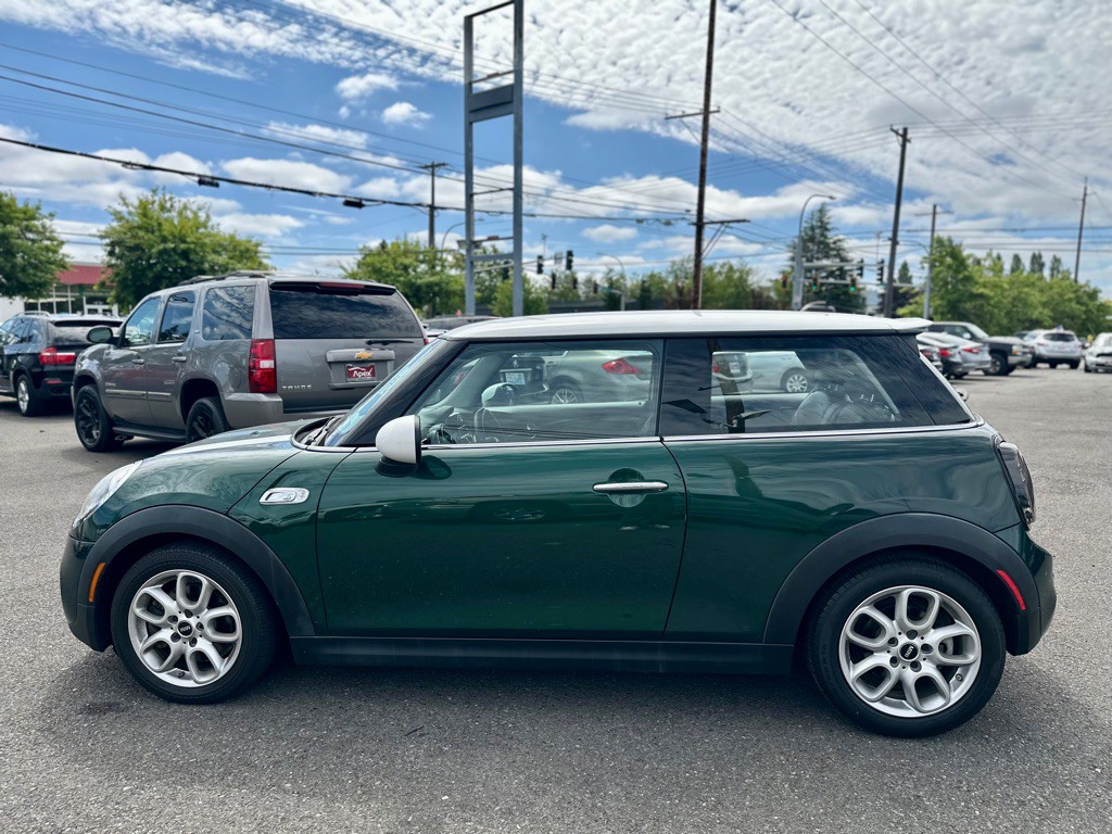 2015 MINI Cooper Image 8