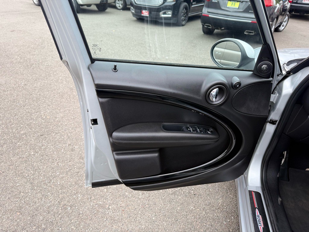 2014 MINI Countryman Image 13
