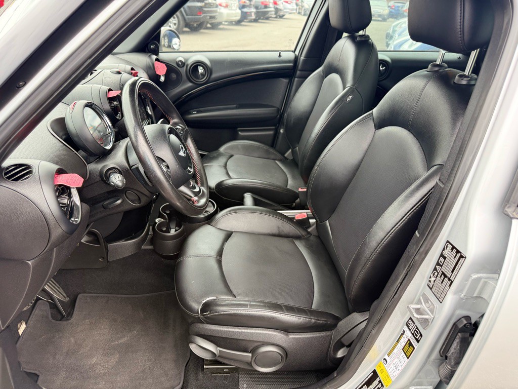 2014 MINI Countryman Image 14