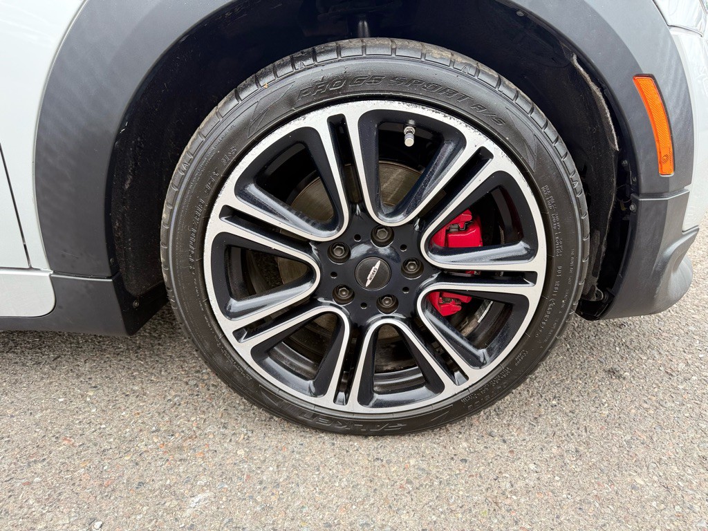 2014 MINI Countryman Image 22