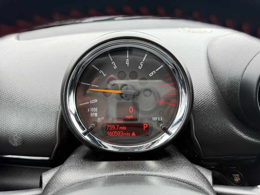 2014 MINI Countryman Image 23