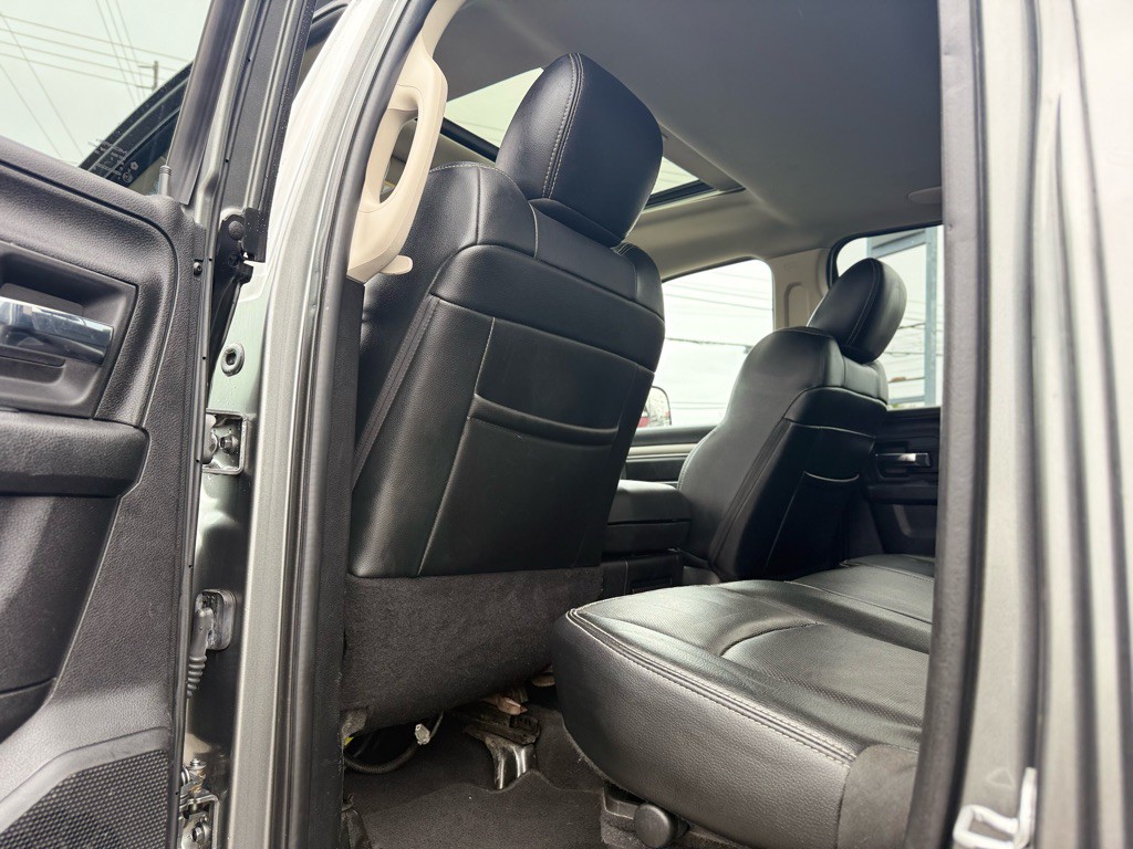 2013 RAM 1500 Image 18