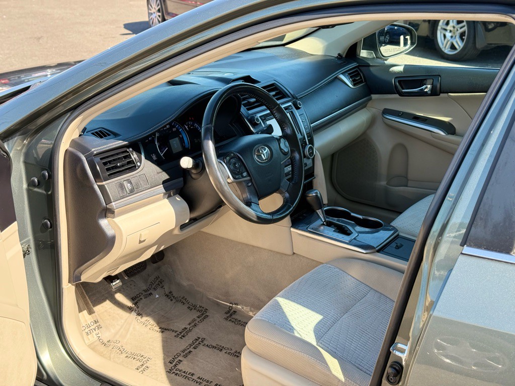2013 Toyota Camry Image 11