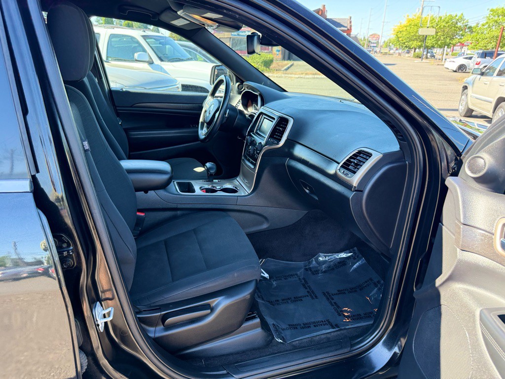 2015 Jeep Grand Cherokee Image 18
