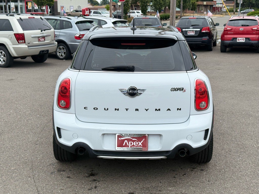 2015 MINI Countryman Image 8