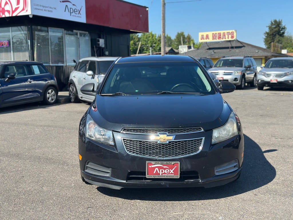 2012 Chevrolet Cruze Image 2