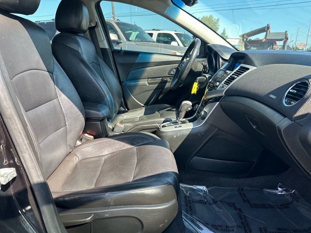 2012 Chevrolet Cruze Image 14