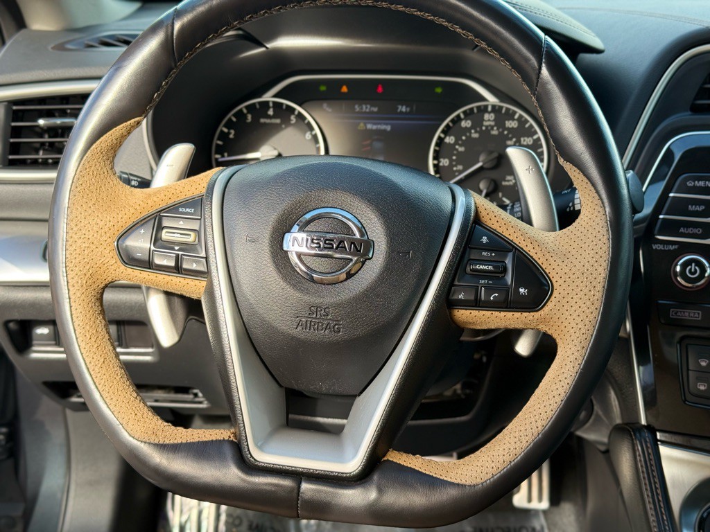 2016 Nissan Maxima Image 18