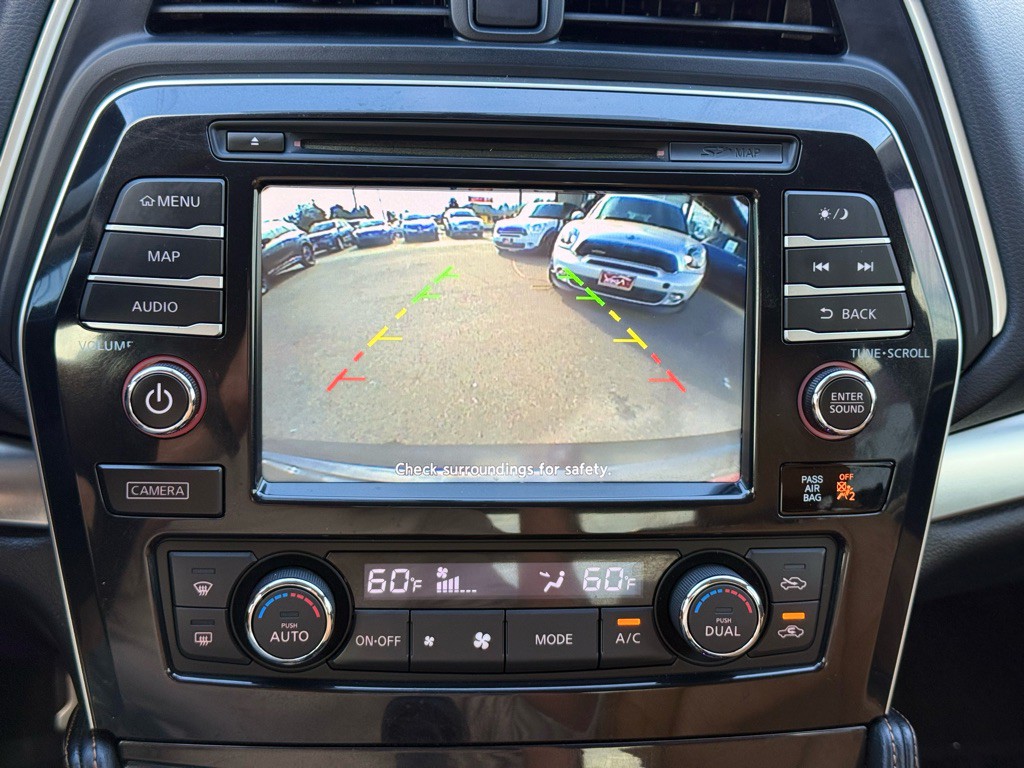 2016 Nissan Maxima Image 25
