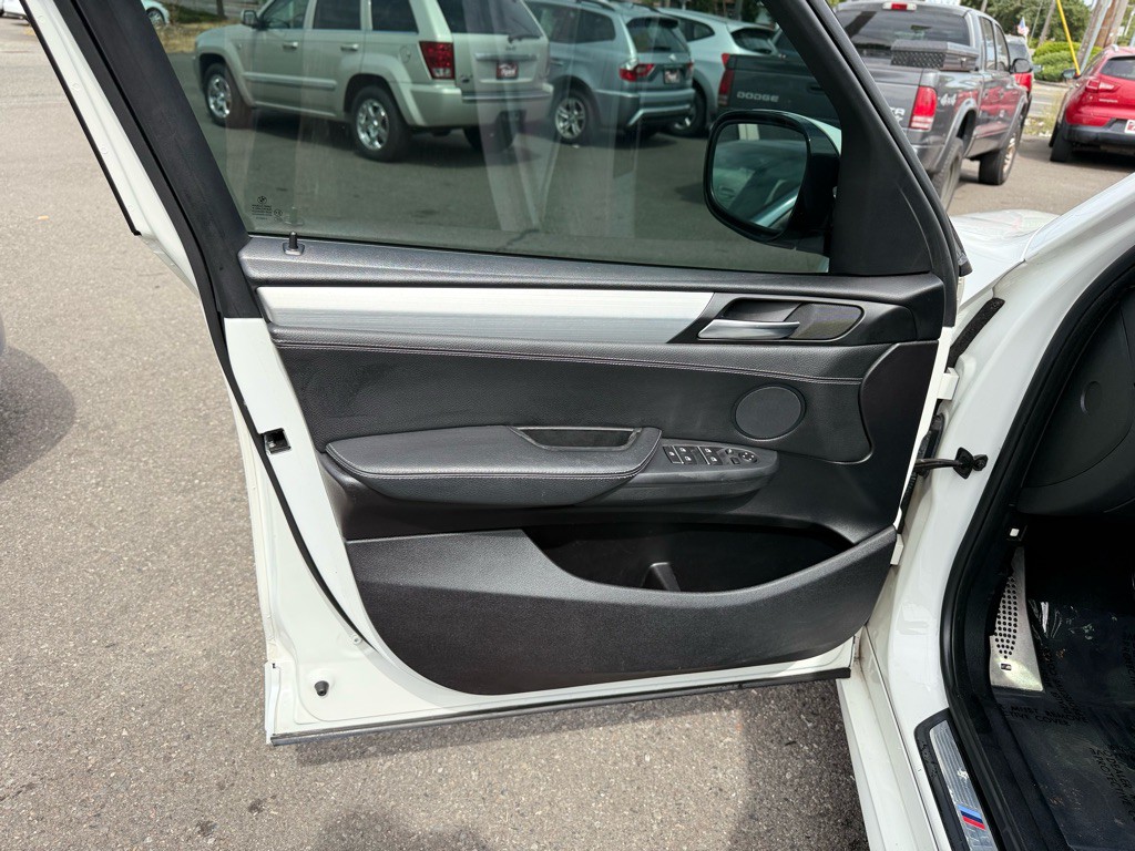 2011 BMW X3 Image 14