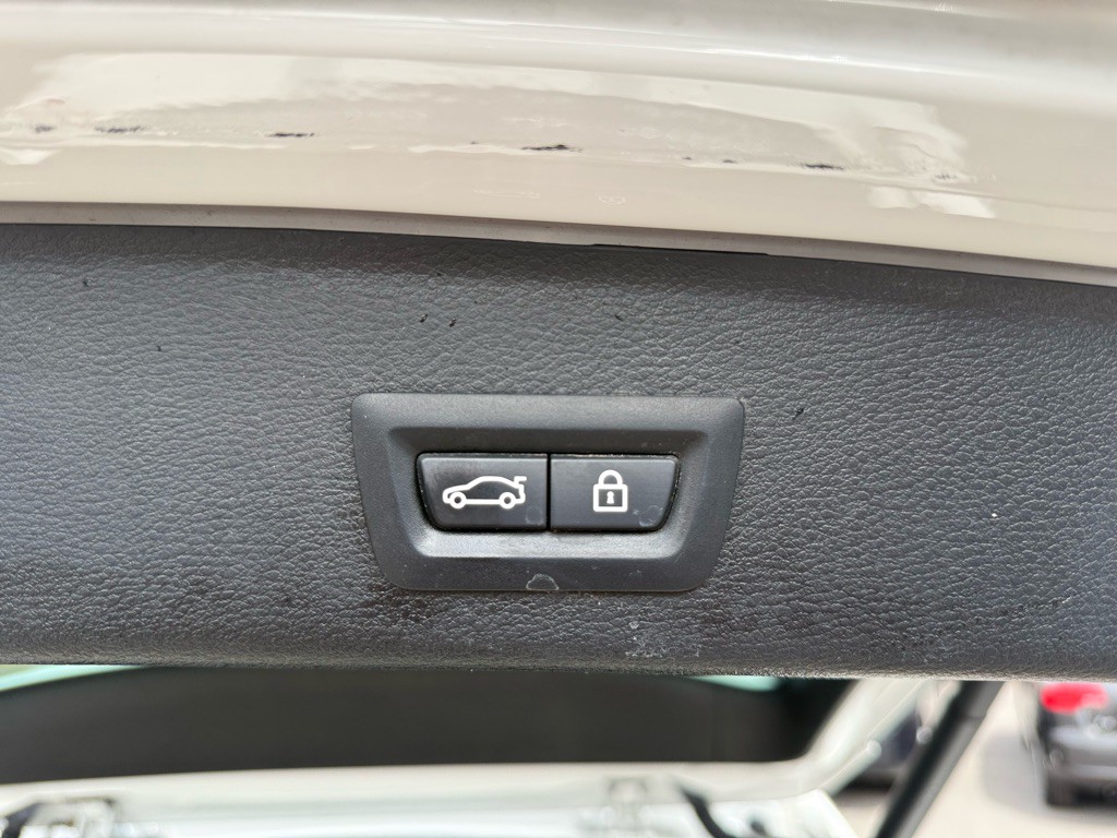 2011 BMW X3 Image 21