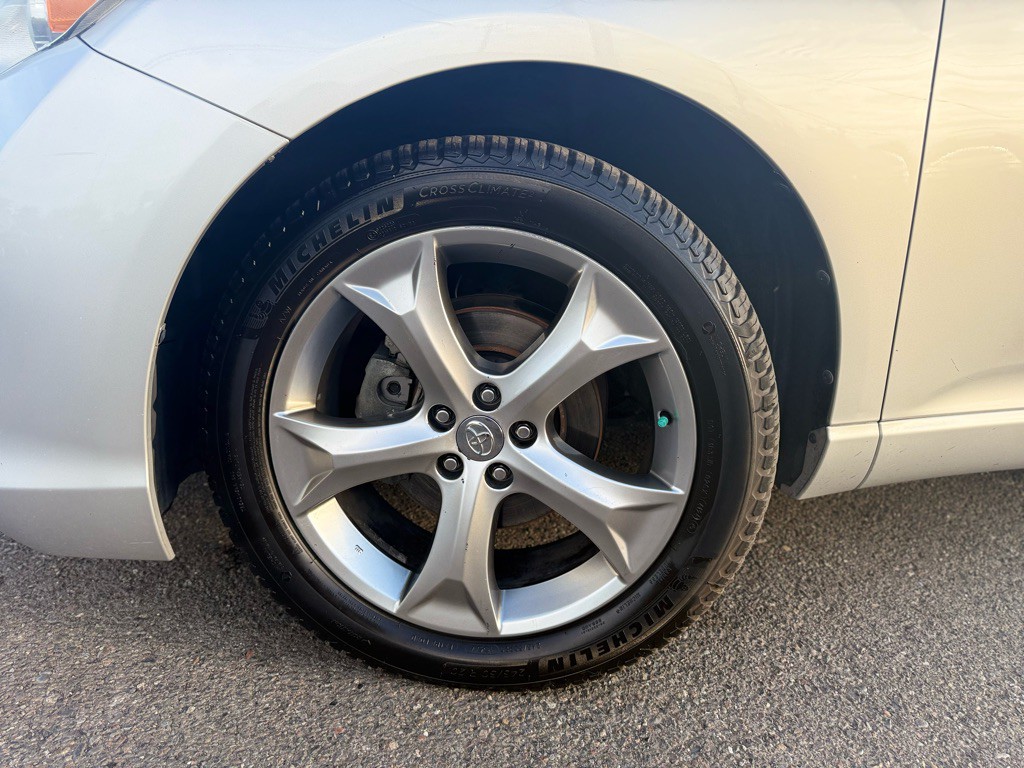 2009 Toyota Venza Image 11