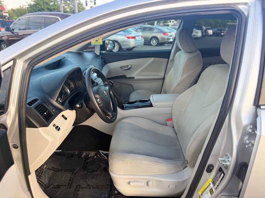 2009 Toyota Venza Image 14