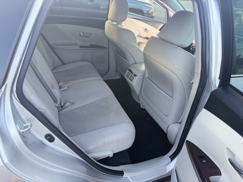 2009 Toyota Venza Image 19