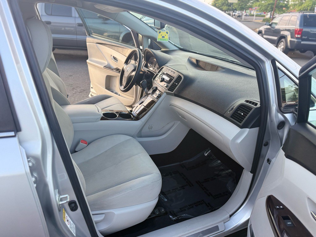 2009 Toyota Venza Image 20