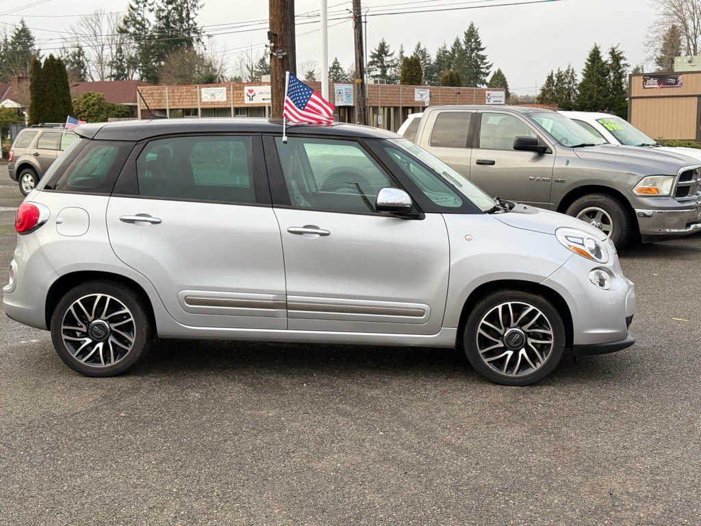 2014 FIAT 500L Image 5