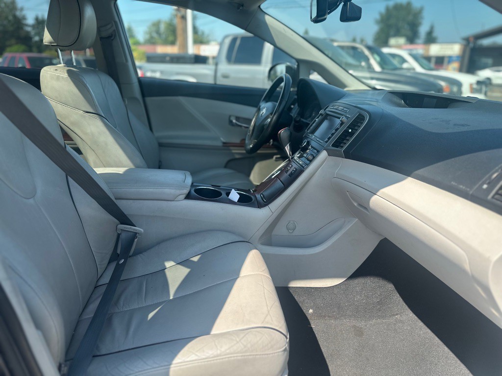 2009 Toyota Venza Image 20