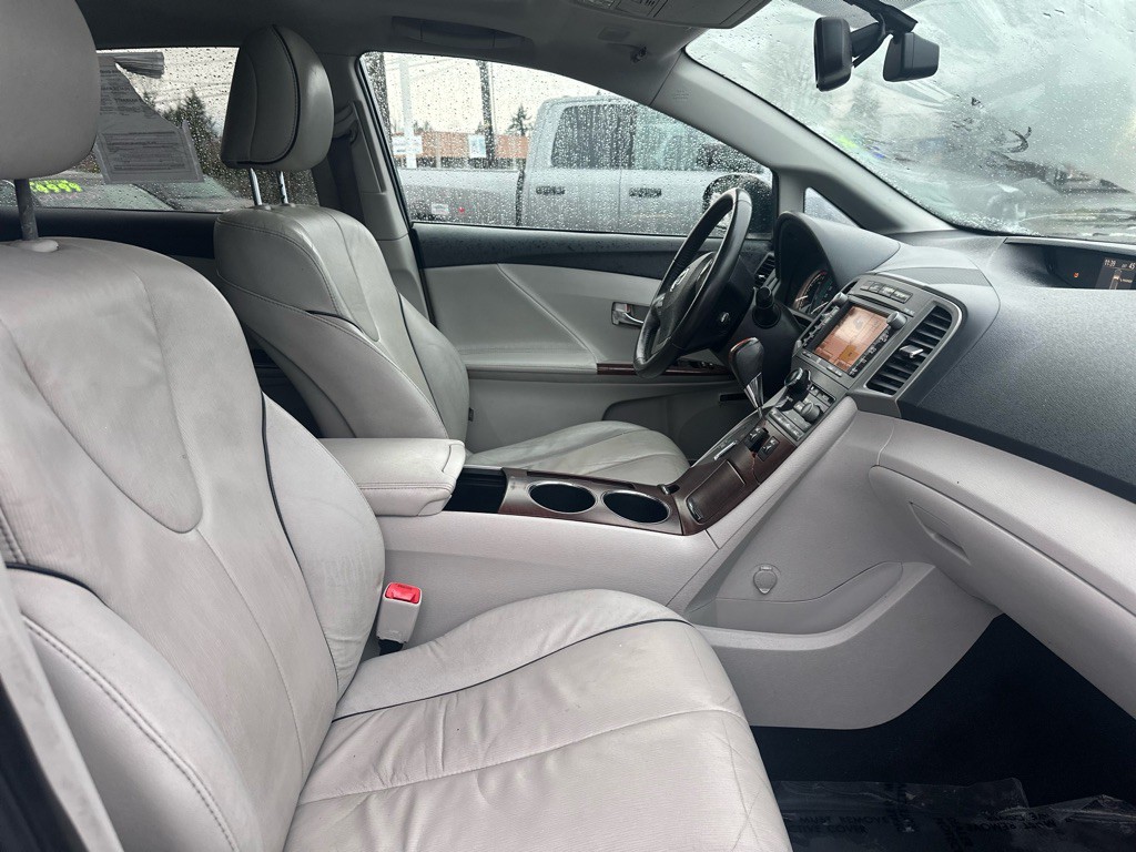 2009 Toyota Venza Image 22