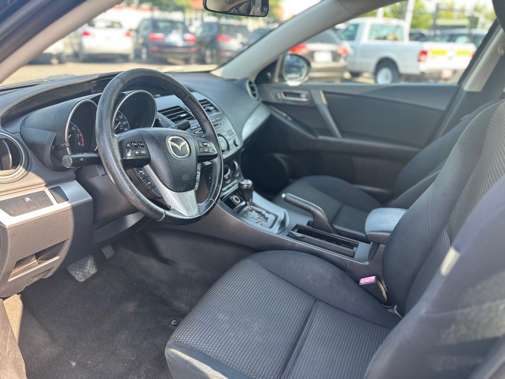 2012 Mazda Mazda3 Image 12